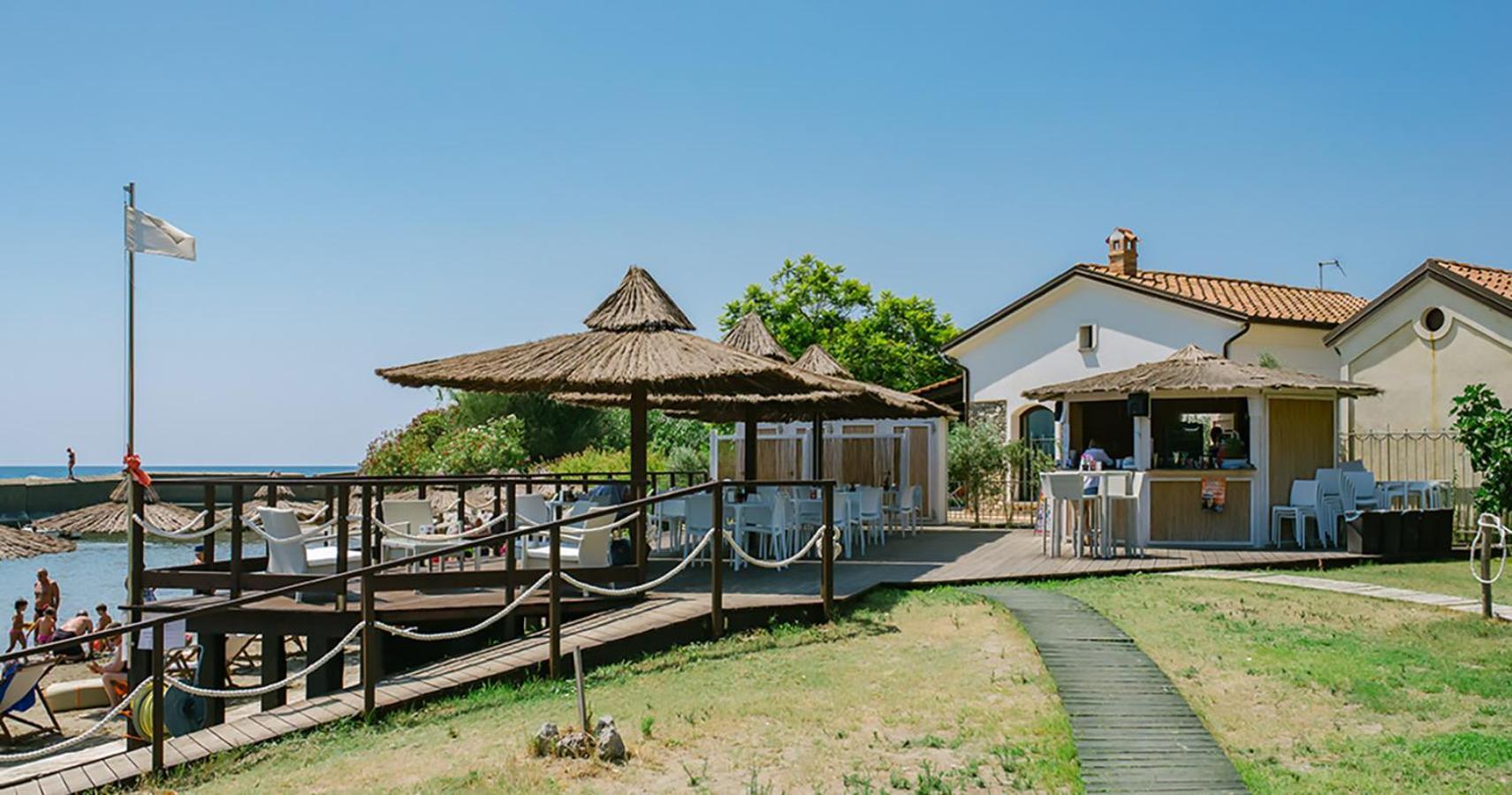 Krio Gelsomare Hotel Policastro Bussentino Buitenkant foto