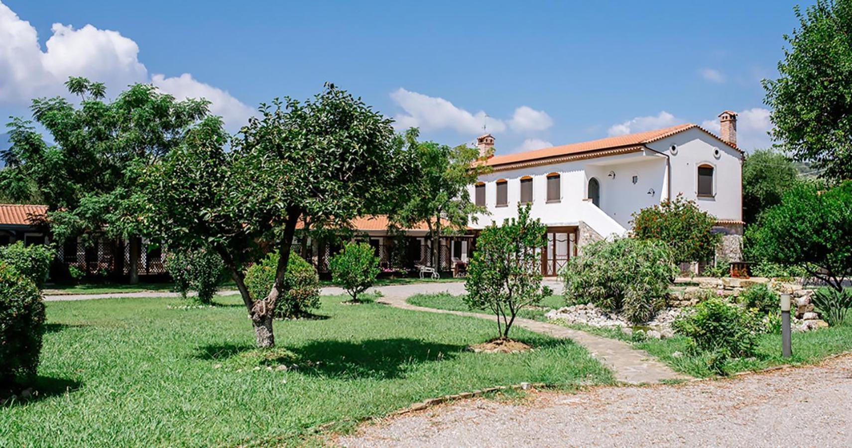 Krio Gelsomare Hotel Policastro Bussentino Buitenkant foto